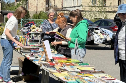 Pierwsza WYPRZEDAŻ GARAŻOWA W PIESZYCACH za nami.