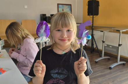 Wczoraj w Filii w Rościszowie odbyły się wyjątkowe zajęcia w ramach Klubu Małego Artysty pt. „Wielkanocne inspiracje”.