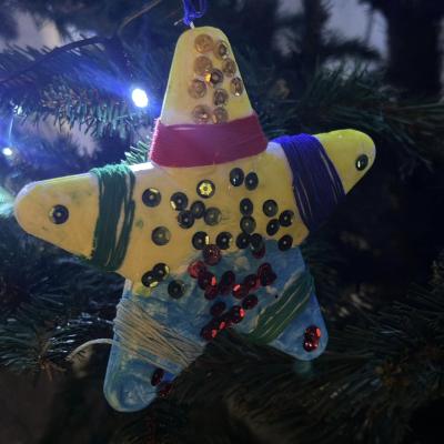 Warsztaty tworzenia ozdób świątecznych i wspólne ubieranie choinki