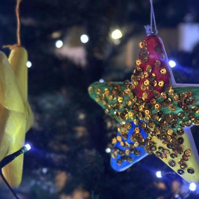 Warsztaty tworzenia ozdób świątecznych i wspólne ubieranie choinki