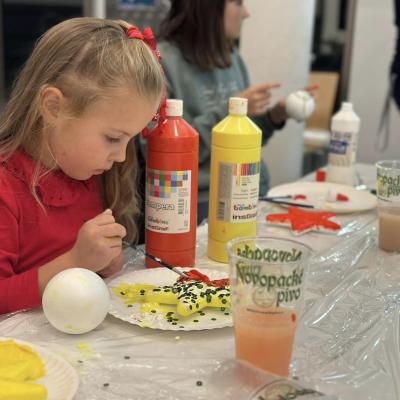 40629280aWarsztaty tworzenia ozdób świątecznych i wspólne ubieranie choinki0 739351878230175 6567004097254837628 N