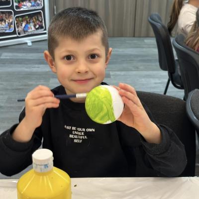 Warsztaty tworzenia ozdób świątecznych i wspólne ubieranie choinki