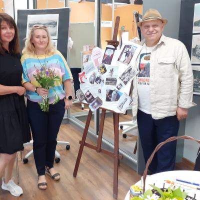 „Czy poetą się jest, czy się nim bywa”?