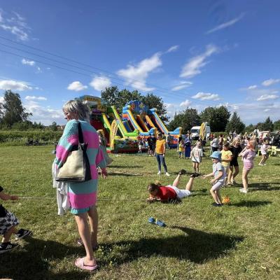 449937366 877502674415094 5782677822210128640 N