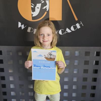 451833593 886204216878273 1729068677728192800 N