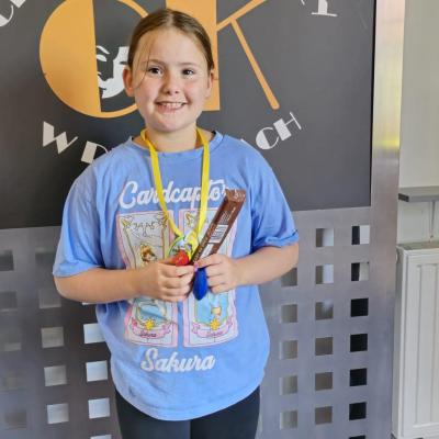 452953794 890594953105866 1736273254053623555 N