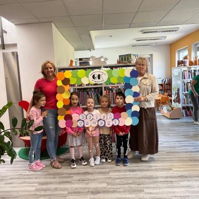 460400187 927082566123771 7001156607839298378 N