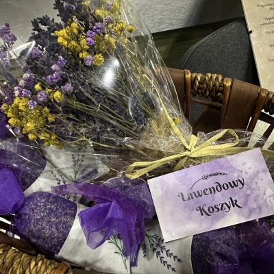 464109207 953388103493217 2406884994642099367 N