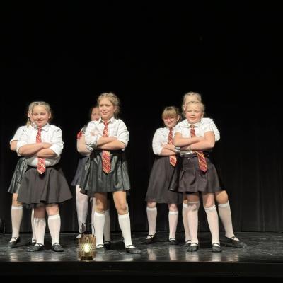 480731923 1039781954853831 7959839421387073697 N