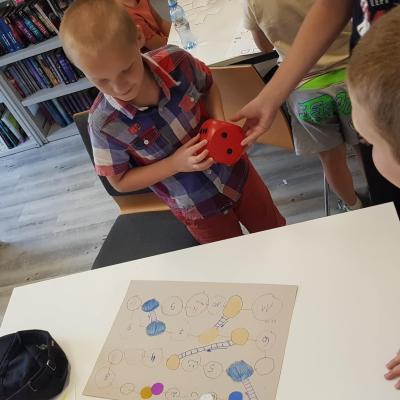 Drugiego dnia wakacyjnych zajęć tworzyliśmy własne gry