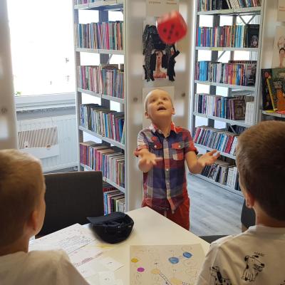 Drugiego dnia wakacyjnych zajęć tworzyliśmy własne gry