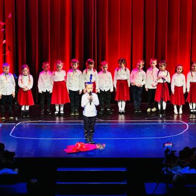 585555605 1443611291103974 2729499278525509370 N