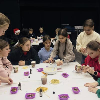 597645178 1281721780659846 3677764779239727495 N