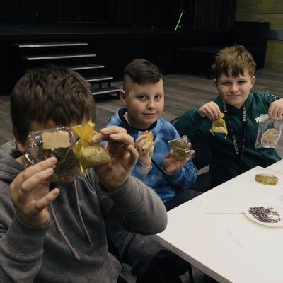 598387409 1281720453993312 3541663292989755890 N