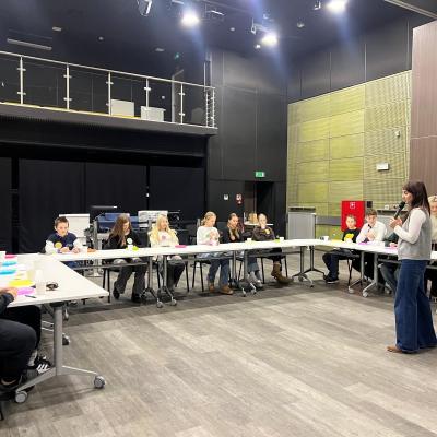 594009789 1276465511185473 534771984346438996 N