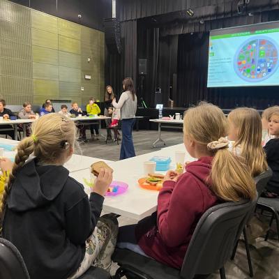 594330846 1276465604518797 3865321098493251661 N