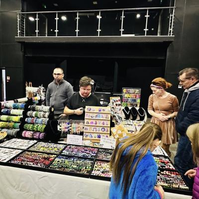 599977493 1284324170399607 8727226084776169945 N