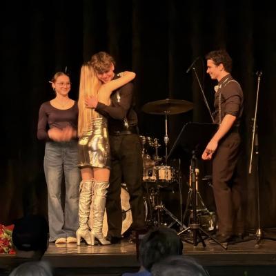 648319377 1352256990272991 439709040482348703 N