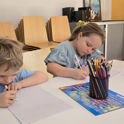 660740485 1374814208017269 2186617777618879851 N