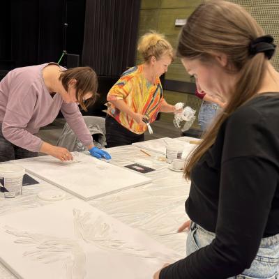 679497582 1392197226278967 5202374879009963940 N