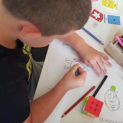 Czy potwory żyją wśród nas? Całkiem możliwe... mamy na to niezbite dowody - portrety prawie pamięciowe, ciekawe wyszły nam te rysostwory