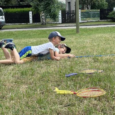 Dzisiejsze popołudnie spędziliśmy bawiąc się pod chmurką na placu zabaw przy os. Królów w Pieszyce - miasto w Górach Sowich