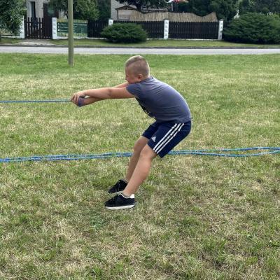 Dzisiejsze popołudnie spędziliśmy bawiąc się pod chmurką na placu zabaw przy os. Królów w Pieszyce - miasto w Górach Sowich