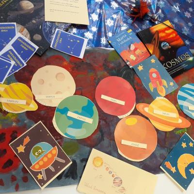 Kosmos, wszechświat, planety, gwiazdy, czarna dziura..