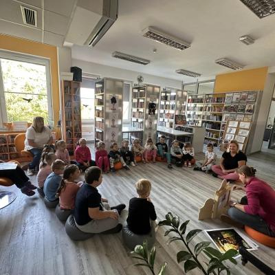 Każdy powód do spotkania jest dobry, ale wspólne czytanie jest najlepszym powodem!